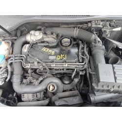 volkswagen golf v berlina (1k1) del año 2004