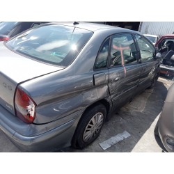 citroen c5 berlina del año 2001