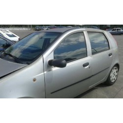 fiat punto berlina (188) del año 2001
