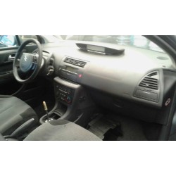 citroen c4 berlina del año 2005