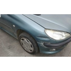 peugeot 206 berlina del año 2000
