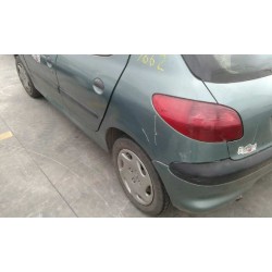 peugeot 206 berlina del año 2000