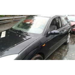 ford focus berlina (cak) del año 2001
