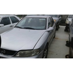 opel vectra b berlina del año 1999