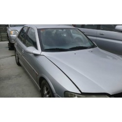 opel vectra b berlina del año 1999