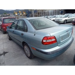volvo s40 berlina del año 2004