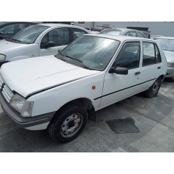 peugeot 205 berlina del año 1997
