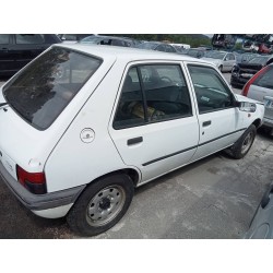 peugeot 205 berlina del año 1997