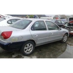 ford mondeo berlina (gd) del año 1950