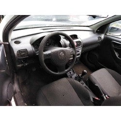 opel corsa c del año 2006