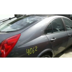 nissan primera berlina (p12) del año 2002