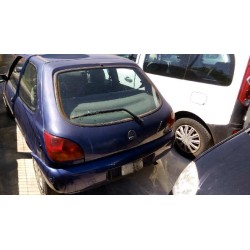 ford fiesta berlina del año 1999