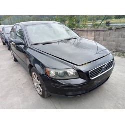 volvo s40 berlina del año 2004