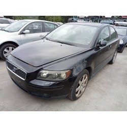 volvo s40 berlina del año 2004