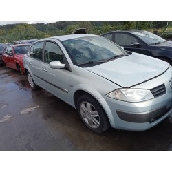 renault megane ii classic berlina del año 2004