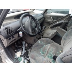 citroen xsara picasso del año 2000