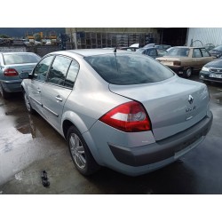 renault megane ii classic berlina del año 2004