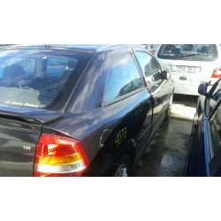 opel astra g berlina del año 2002