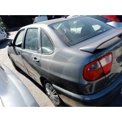 seat cordoba berlina (6k2) del año 2002