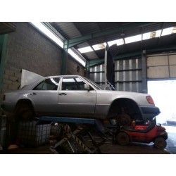 mercedes clase e (w124) berlina del año 2000