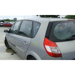 renault scenic ii del año 1950