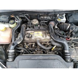 ford focus berlina (cak) del año 2002