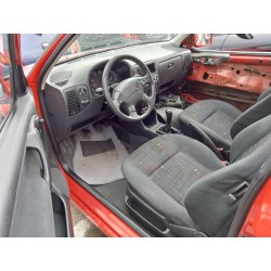 volkswagen polo berlina (6n1) del año 1999