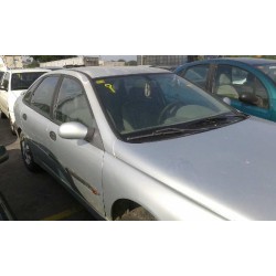 renault laguna (b56) del año 2001