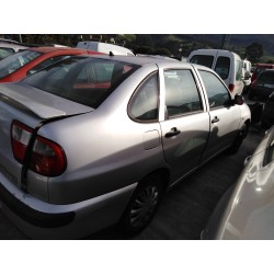 seat cordoba berlina (6k2) del año 2001