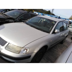 volkswagen passat berlina (3b2) del año 2000