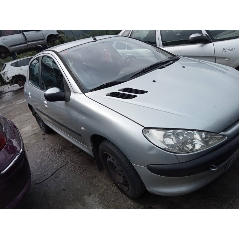 peugeot 206 berlina del año 2003