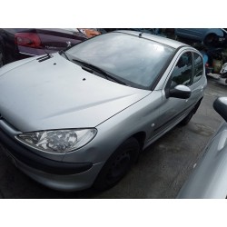 peugeot 206 berlina del año 2003