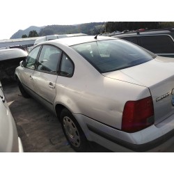 volkswagen passat berlina (3b2) del año 2000