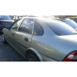 opel vectra b berlina del año 1997