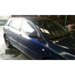 toyota corolla (e12) del año 2004