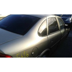 opel vectra b berlina del año 1997