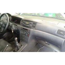 toyota corolla (e12) del año 2004