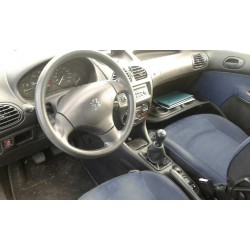 peugeot 206 berlina del año 1950