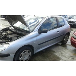 peugeot 206 berlina del año 1950