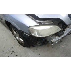 opel astra g berlina del año 2000