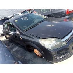 opel astra h berlina del año 2004