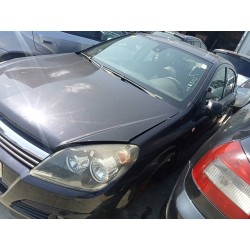 opel astra h berlina del año 2004
