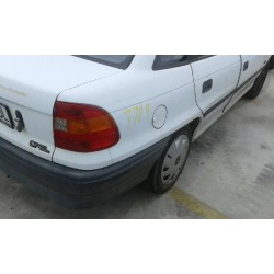 opel astra f berlina del año 1993