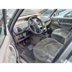 citroen xsara picasso del año 2000