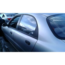 daewoo lanos del año 2002