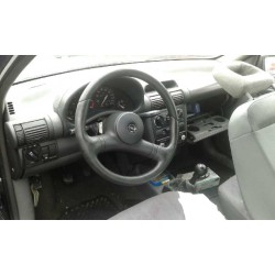 opel corsa b del año 1996