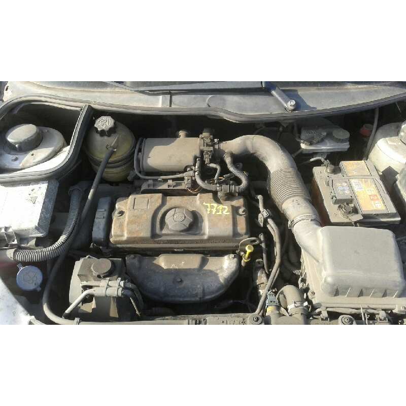 peugeot 206 berlina del año 1999