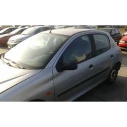 peugeot 206 berlina del año 1999