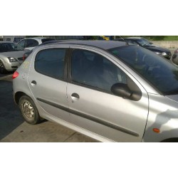 peugeot 206 berlina del año 1999