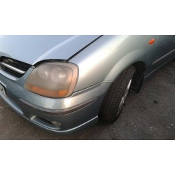 nissan almera tino (v10m) del año 2000